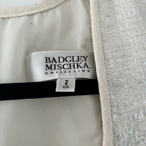 Dress Bundle: Badgley Mischka & Maggy London - Picture 3 of 6